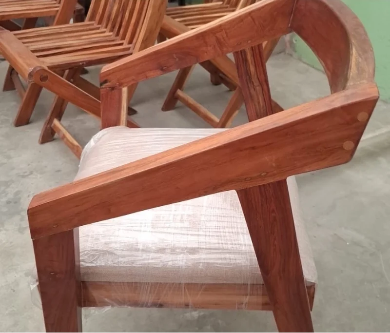 Fondo76 Silla de Tzalam con tapiz